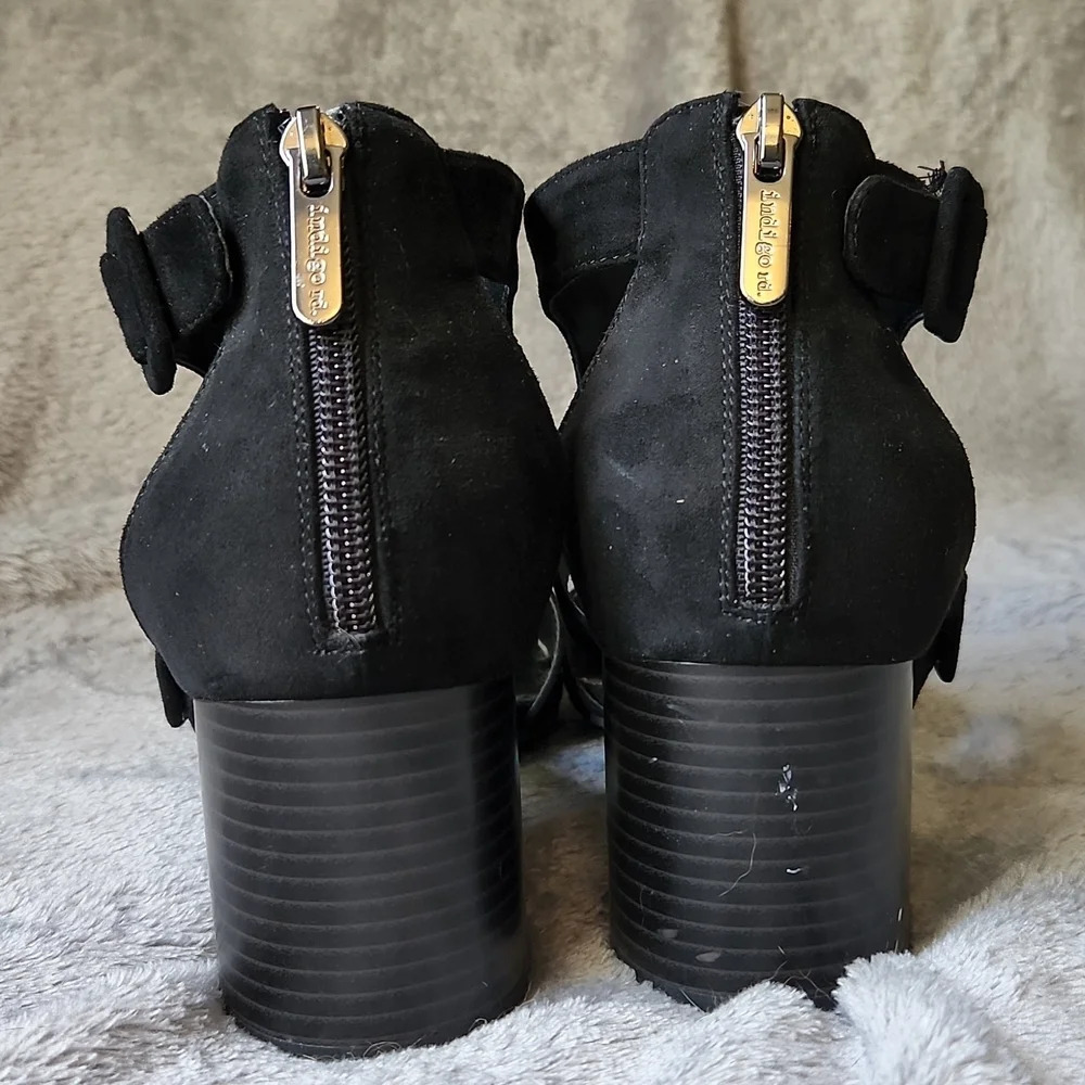 Indigo Road Black Suede Open Toe Sandals - Picture 7 of 12